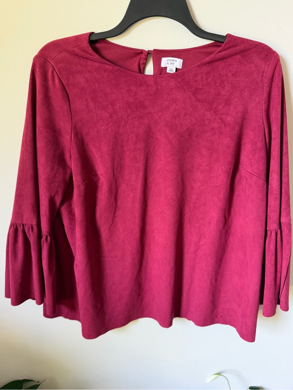 Crown & Ivy Berry Pink Bell Sleeve Suede-like Top